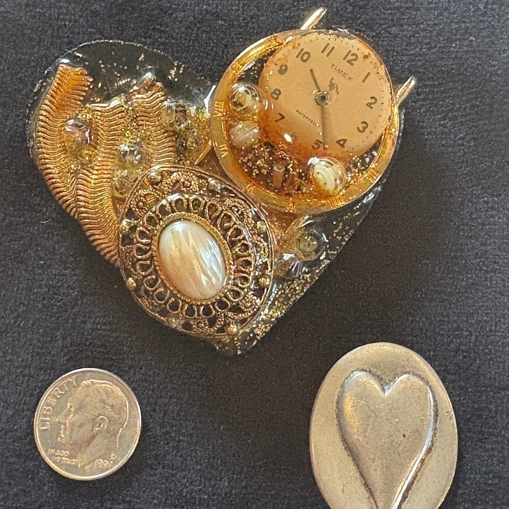 Heart Shaped Handmade Steampunk Pin brooch Watch Parts Beads Costume Love Token - Picture 8 of 10
